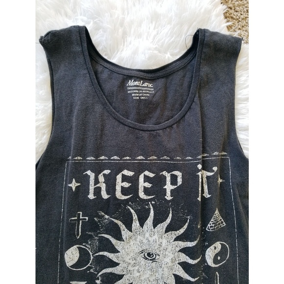 🍃 SALE 🍃 URBAN OUTFITTERS | Graphic Tank - Picture 2 of 3